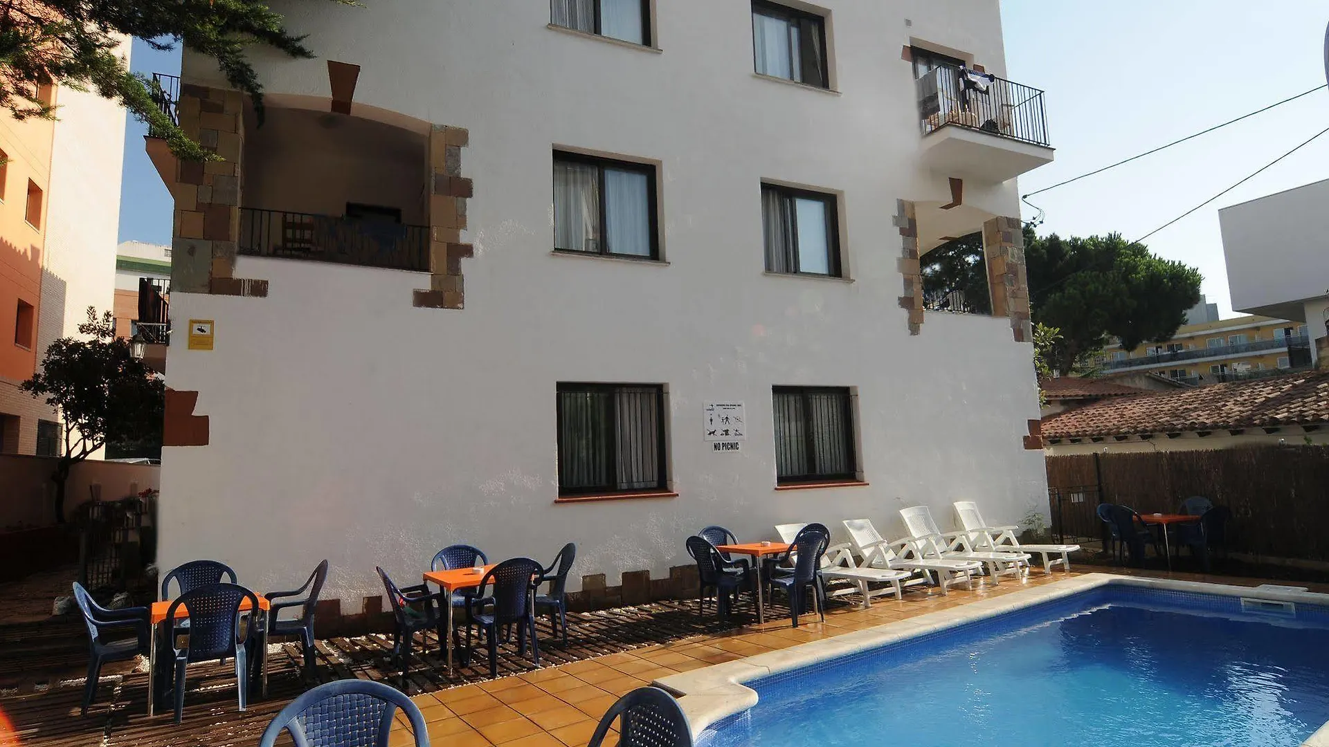 Apartamentos Ar Caribe Lloret de Mar