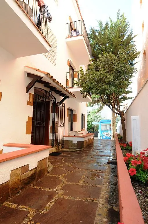 Apartamentos Ar Caribe Lloret de Mar